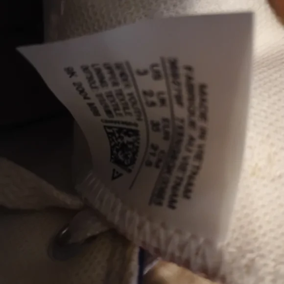 Converse  Sneakers Classic Tie Dye Canvas Low-Top - Picture 3 of 13